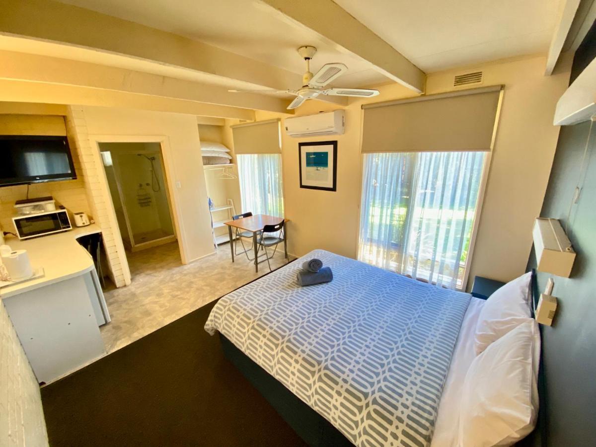 Rye Beach Motel Australia Bagian luar foto
